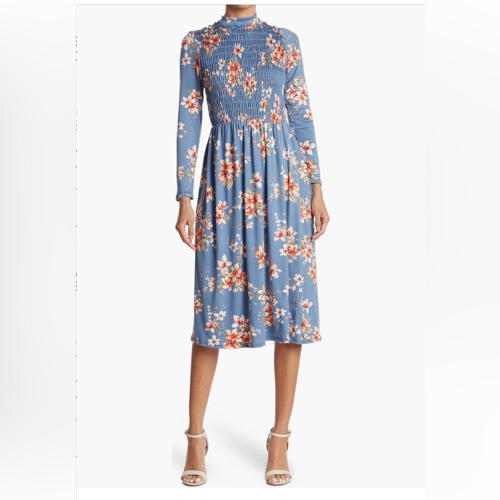 Velvet torch jersey smocked Floral Blue Dress size L